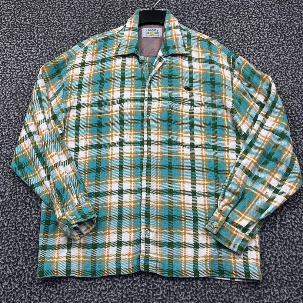 Vintage Alaska 1959 Wilderness Gear Button Up Shirt Men Flannel Plaid Collared L